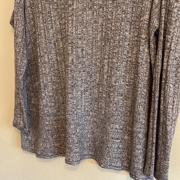 Anthropologie Sweater ✨ Size Large Long Sleeve Cowl Neck // Gray - Picture 7 of 11